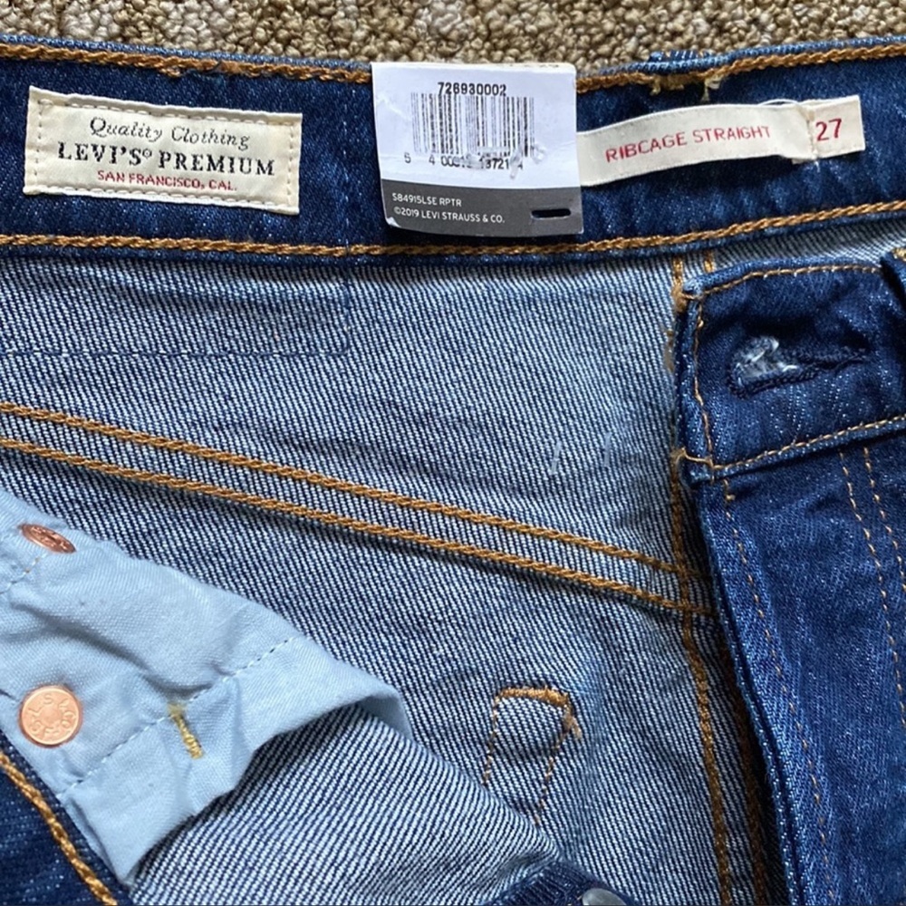 Levi's® Premium RIBCAGE STRAIGHT ANKLE WOMEN'S JEANS 27 x 29 inseam - Picture 8 of 9